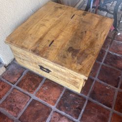 Coffee Table Rústica 5 Drawers, One Large Storage