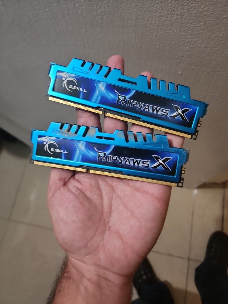 G.Skill Ripjaws X 16 GB (2×8 GB) DDR3-1600 MHz RAM Kit – Excellent Condition