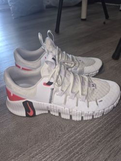 Size 9 Nike Free Metcon 5 White/Bright Crimson/Black