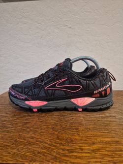 Brooks Cascadia 8 Trail Athletic Running Shoes 
Women's Size US 8.5 Medium B