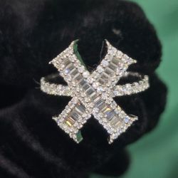 INTIAL "W" VVS D MOISSANITE  AND 925 STERLING SILVER 