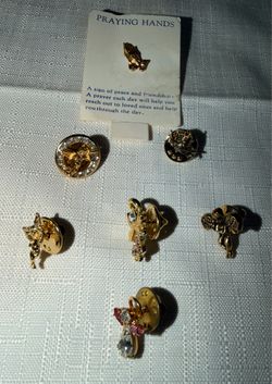LOT OF ANGEL PINS & LAPEL PINS SOME VINTAGE
