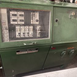 MISC PARTS FOR A REED INJECTION MOLDING MACHINE 1977 - AVAILABLE SOON