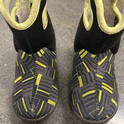 Baby bogs Rain boots size 9  Toddler/little kid