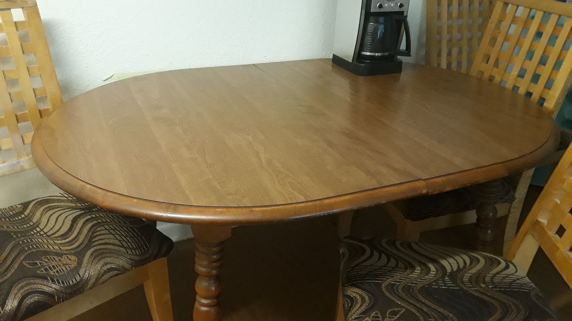 dining room table and 4 chairs