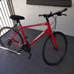 Trek Fx3 Hybrid Bike 