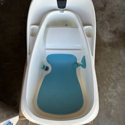 4MOMS Baby Bathtub 