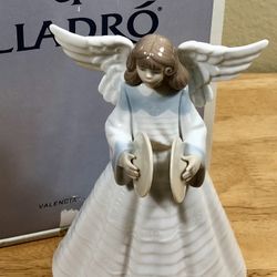 LLadro “Angelic Cymbals” Christmas Tree Topper