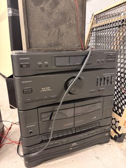 Magnavox AS 640 Hi-Fi Stereo System
