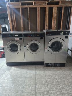 Commercial Speed Queen Washer Machines