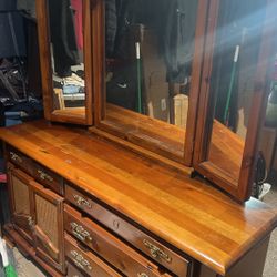 Dresser With Mirror Back. 