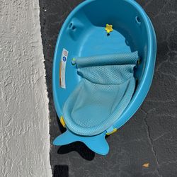 Baby Bathtub Great Condition 