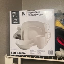 Diner Ware. Set 16 Pieces 