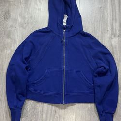 Lululemon Scrubs Cropped Hoodie 