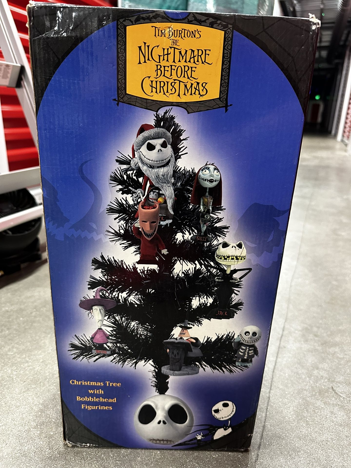 TIM BURTON'S NIGHTMARE BEFORE CHRISTMAS - Disney