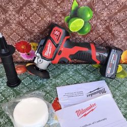 Milwaukee
M12 12V Lithium-Ion Cordless Variable Speed Polisher/Sander with  high capacity 4.0ah battery 