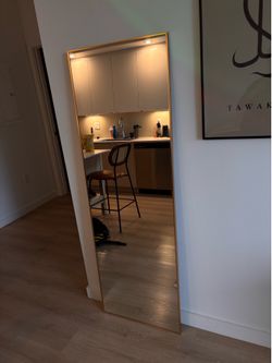 Mirror - Tall & Gold Rim