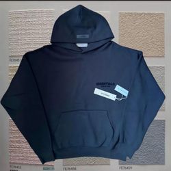 🔥 FEAR OF GOD ESSENTIALS HOODIE – BLACK – SIZE XXS (NEW)