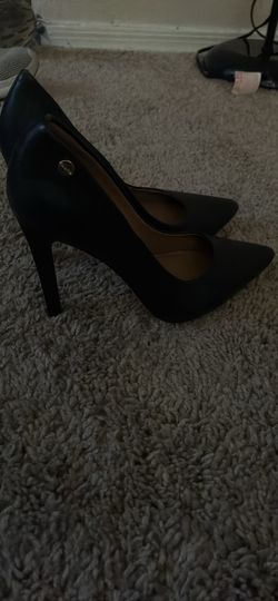 Heels size 4