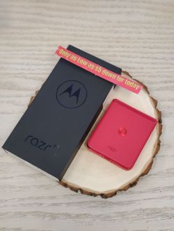 📱 Motorola razr+ 6.9 inch (2024, 256GB) – Starting at $319 or Only $1 to Take It Home Today! Save Up to $450 Instantly with 1-Year Warranty 🔥