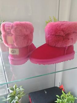 Size 5 Infant Uggs