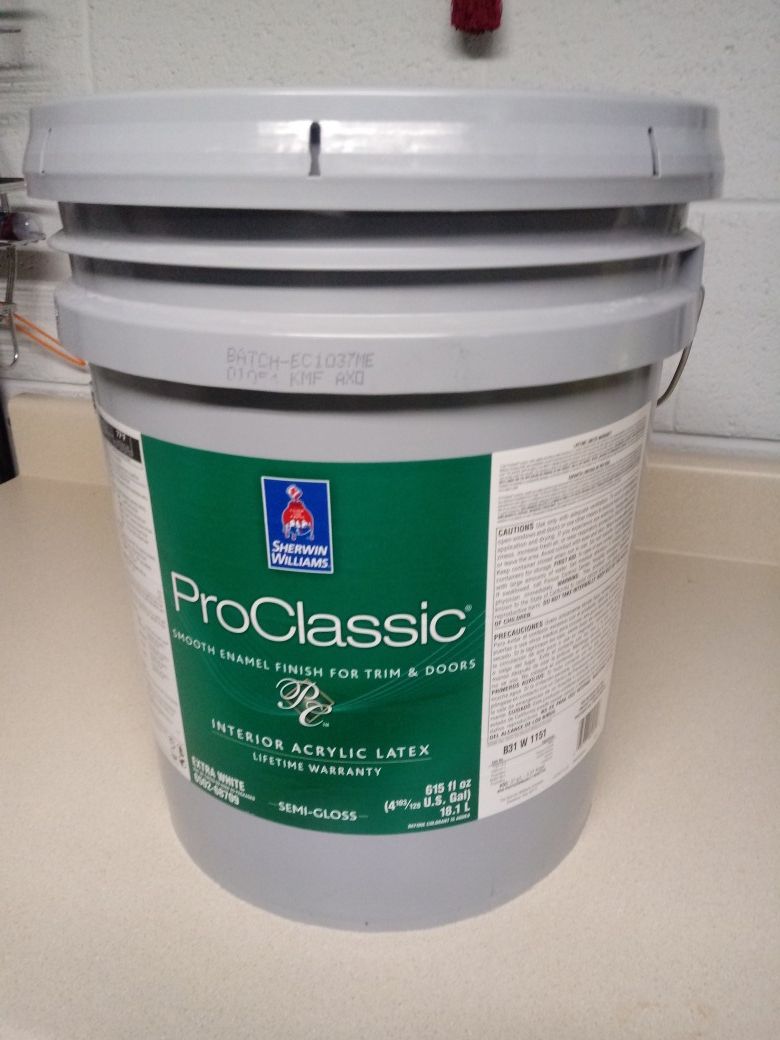 5 gal paint bucket serwin Williams PROCLASSIC !!!
