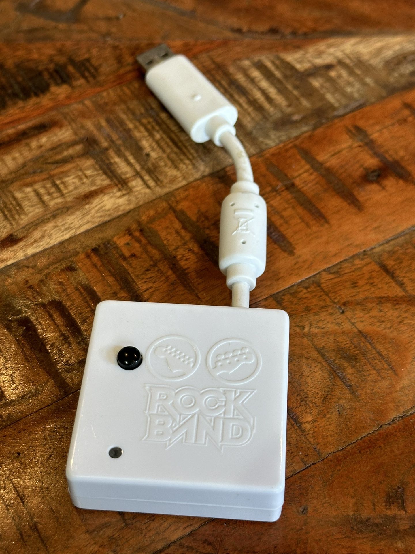 Wii Rock Band 2 Wireless Guitar Receiver Dongle WGTSELEA2B