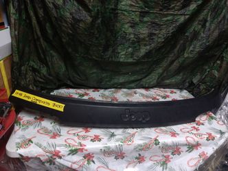 2017-18 Jeep Compass Tail Gate Molding W/Camera