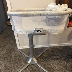 Halo Swivel Sleeper Bassinet