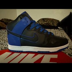 Nike Dunks SE Camo Black Royal10.5 DS Asking $110