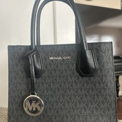 Small Michael Kors Handbag 