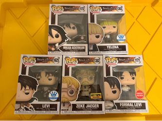 Attack on Titan exclusive set