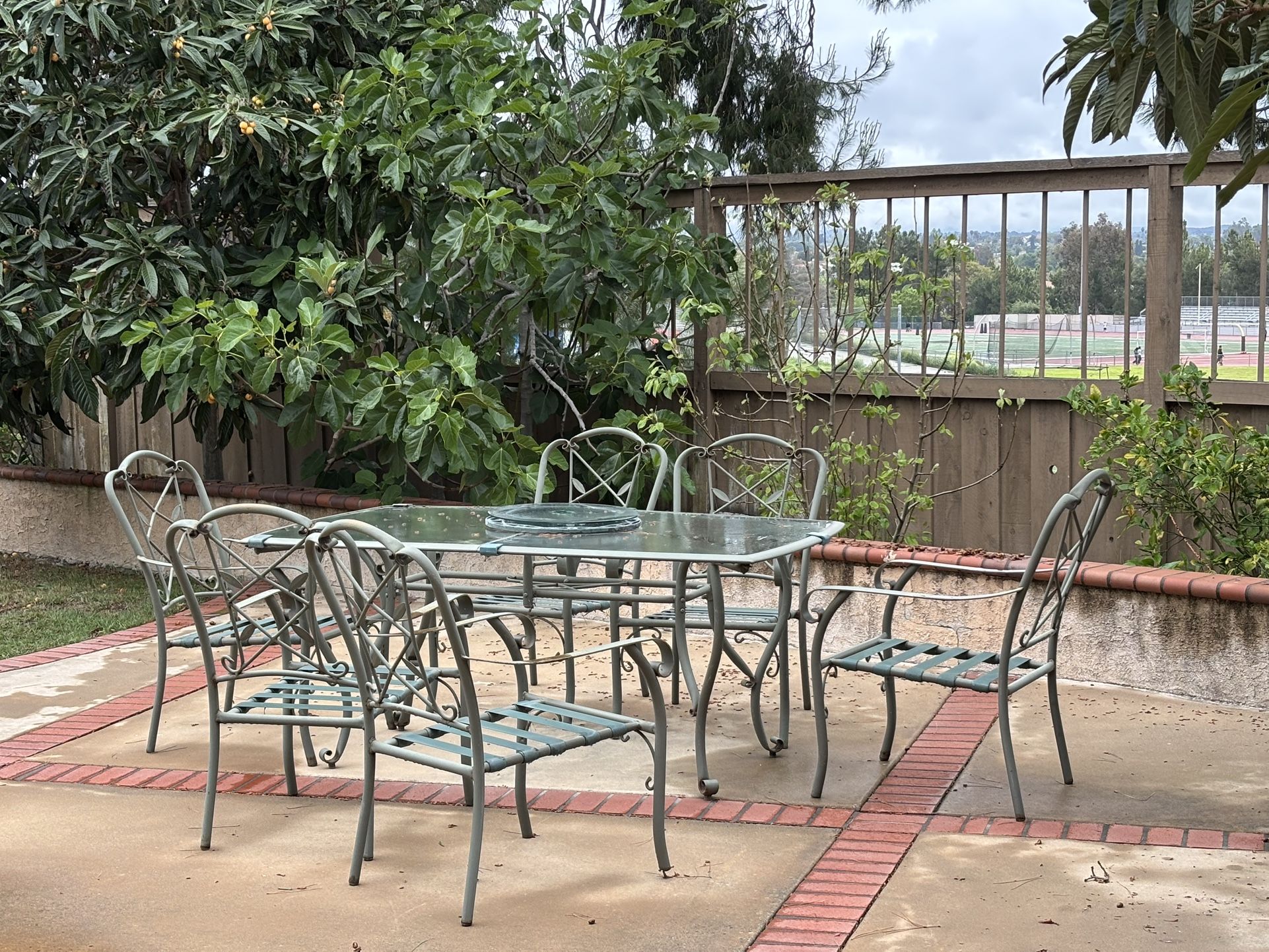 Patio Set With 6 Chairs And Umbrella Stand