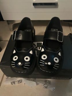 tuk kitty shoes