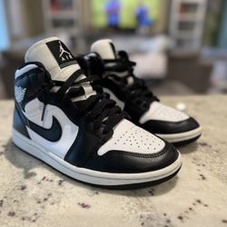 Jordan 1 Retro Mid
