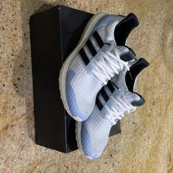 Adidas Ultraboost GAME OF THRONES SIZE 11