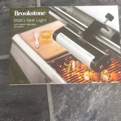 Brookstone Grill Light New In Box