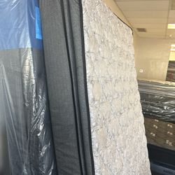Tucson!! Huge Mattress Sale !!