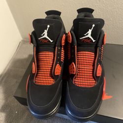 Jordans 4 Red Thunthers 