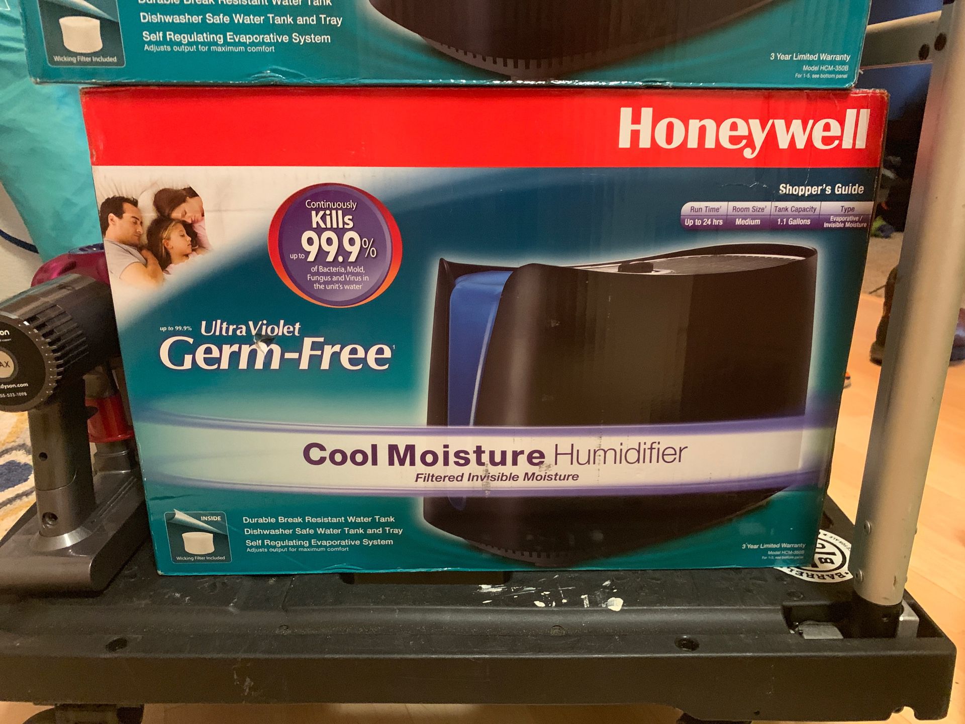 New never used Honeywell humidifier/air purifier