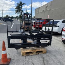Forklift Attachment Cascade