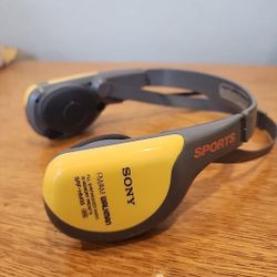 Vintage Sony Walkman Sports SRF-HM55 FM/AM Radio Headphones Tested & Working