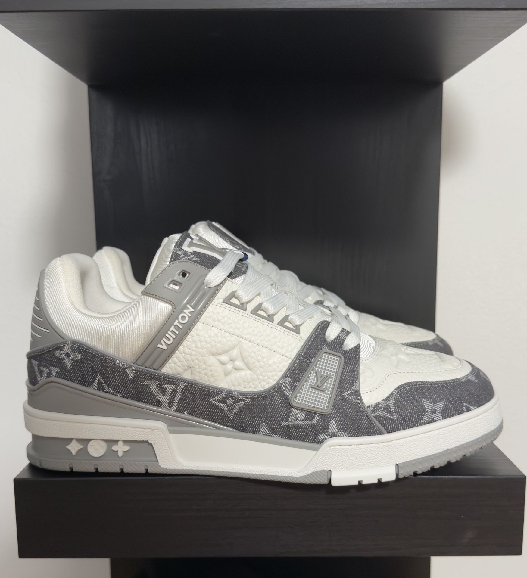 LV Sneakers 