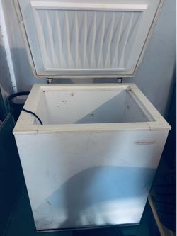 .White deep freezer