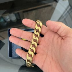 Bracelet 