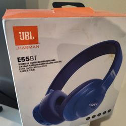 JBL E55bt Over Ear Headphones 