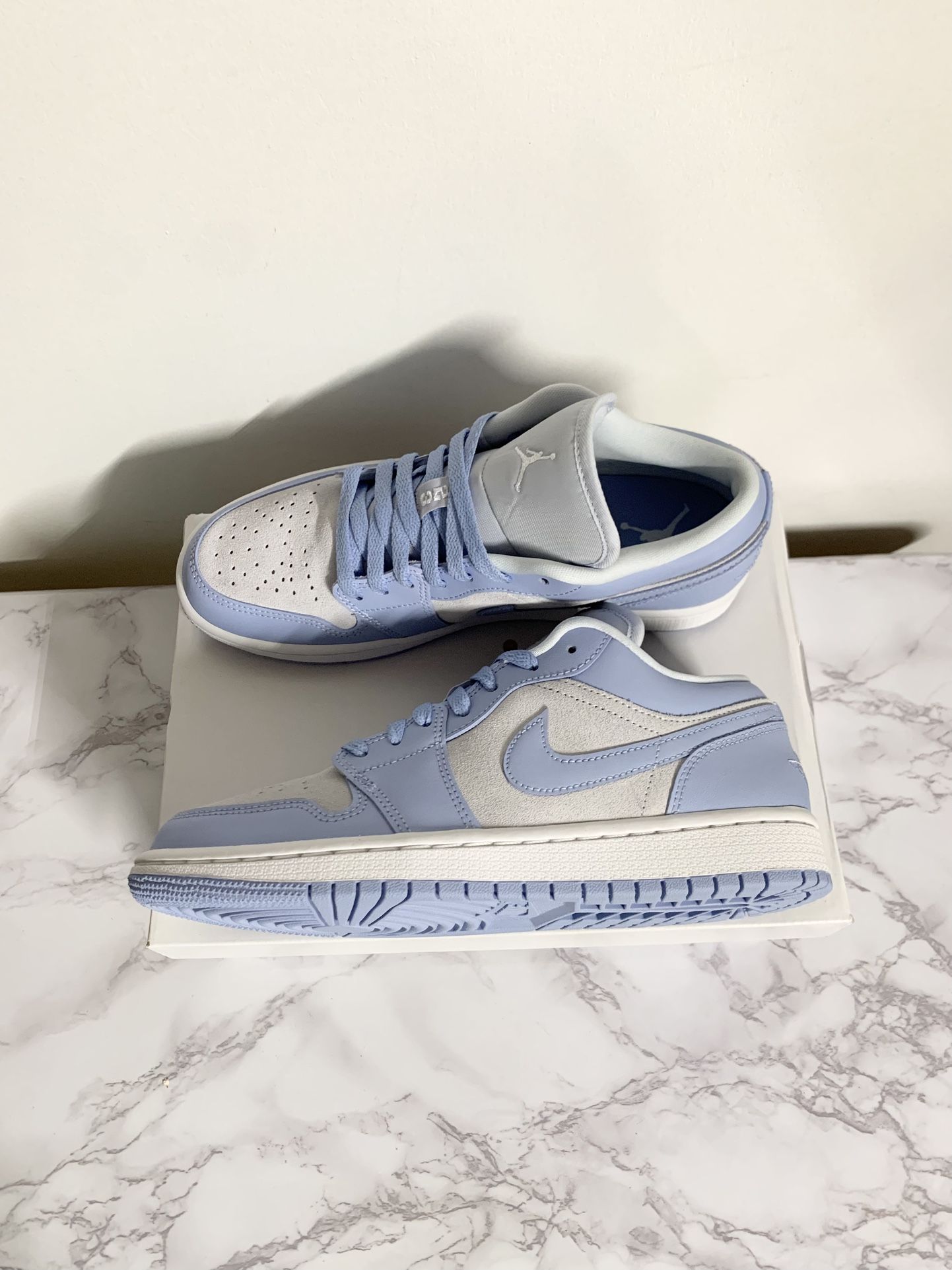 DUNKS / JORDANS