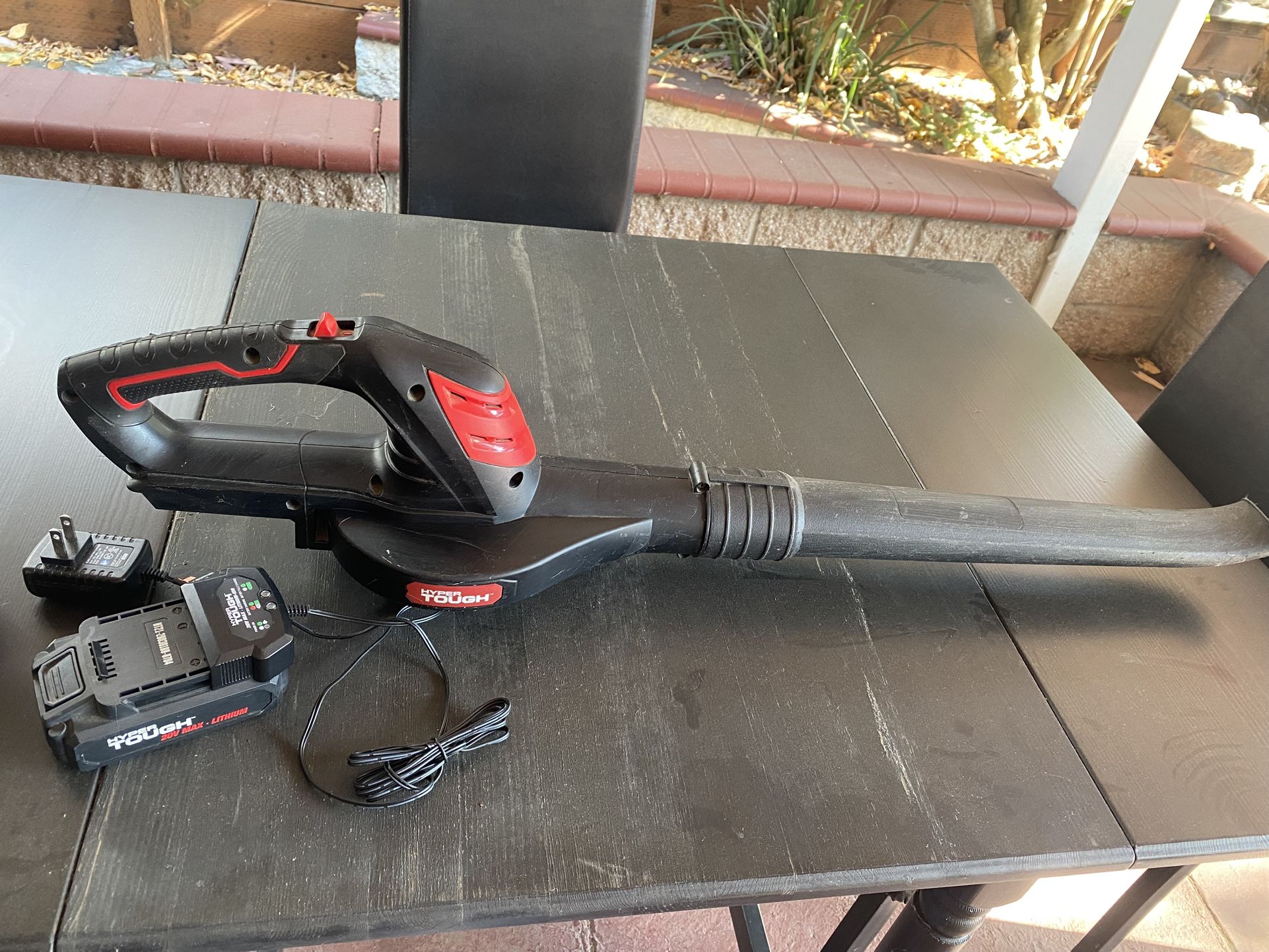 Leaf Blower