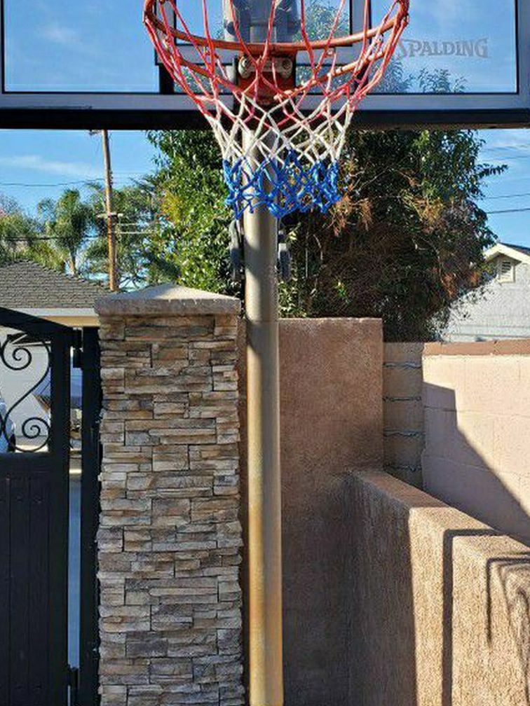 Basketball Court Adjustable.