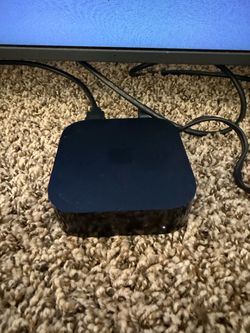 Apple TV (4th Generation) 32GB HD Media Streamer